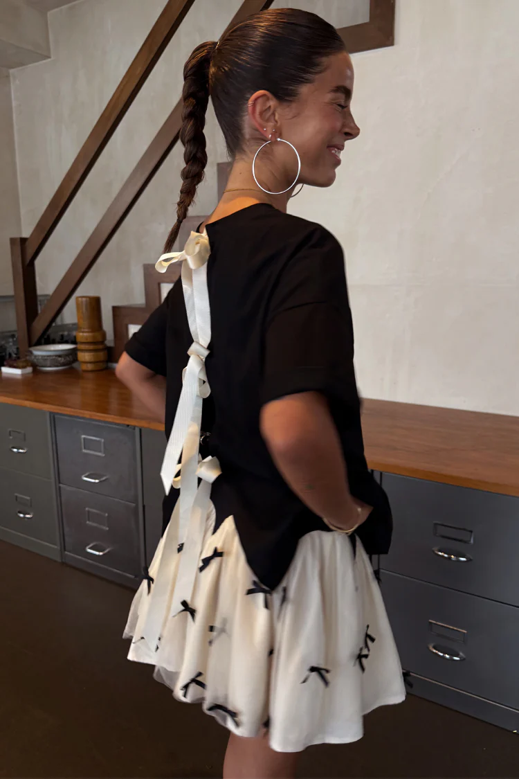 Black Bow Back T-Shirt - Image 5