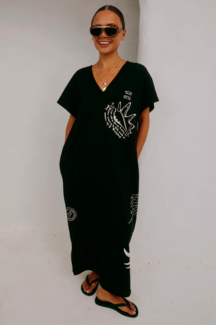 Black Palma T Shirt Dress - Image 11