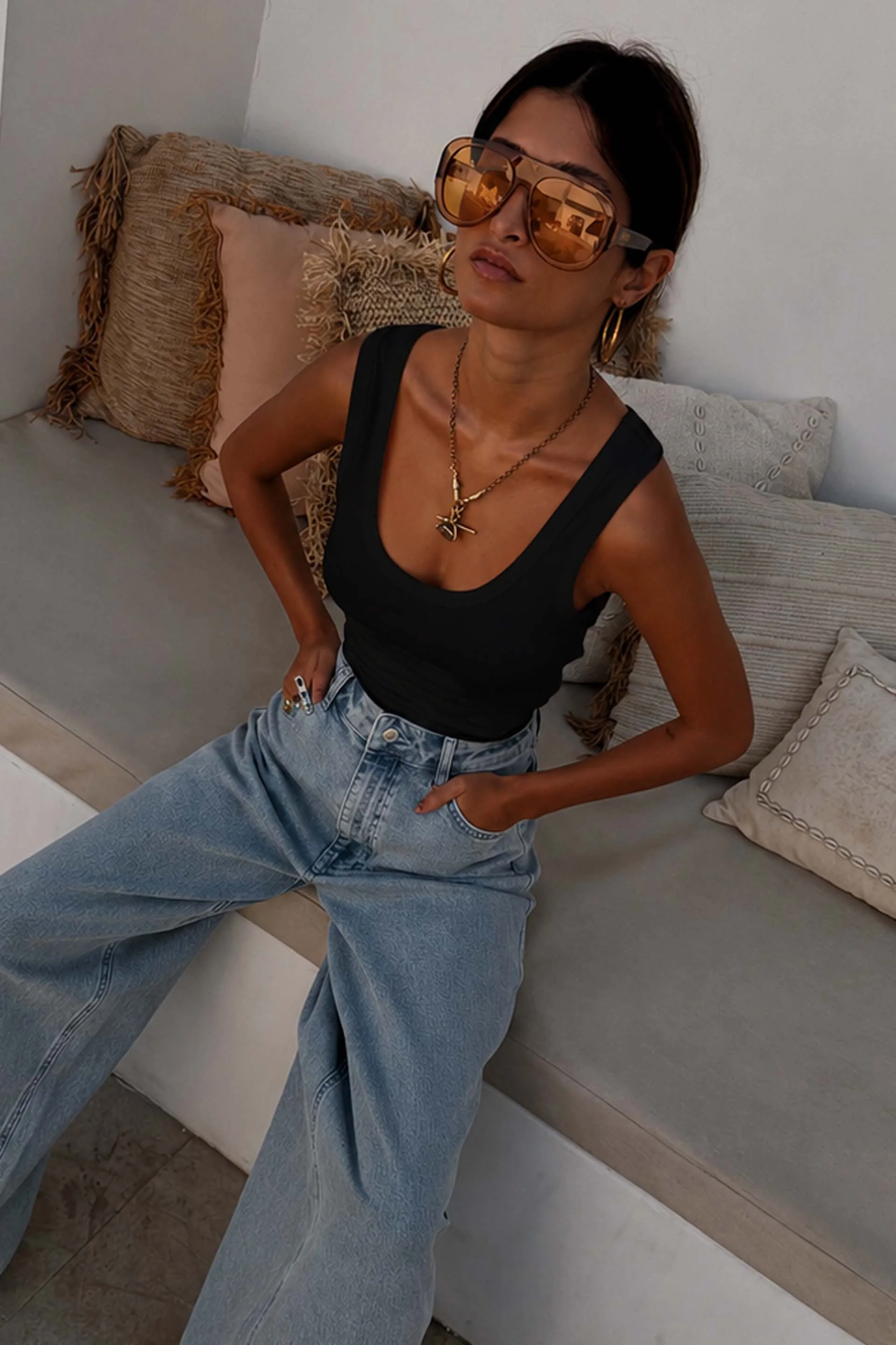Black Scoop Neck Rib Tank - Image 6