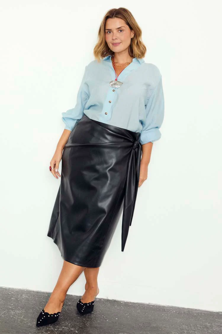 Black Vegan Leather Wrap Skirt - Image 5