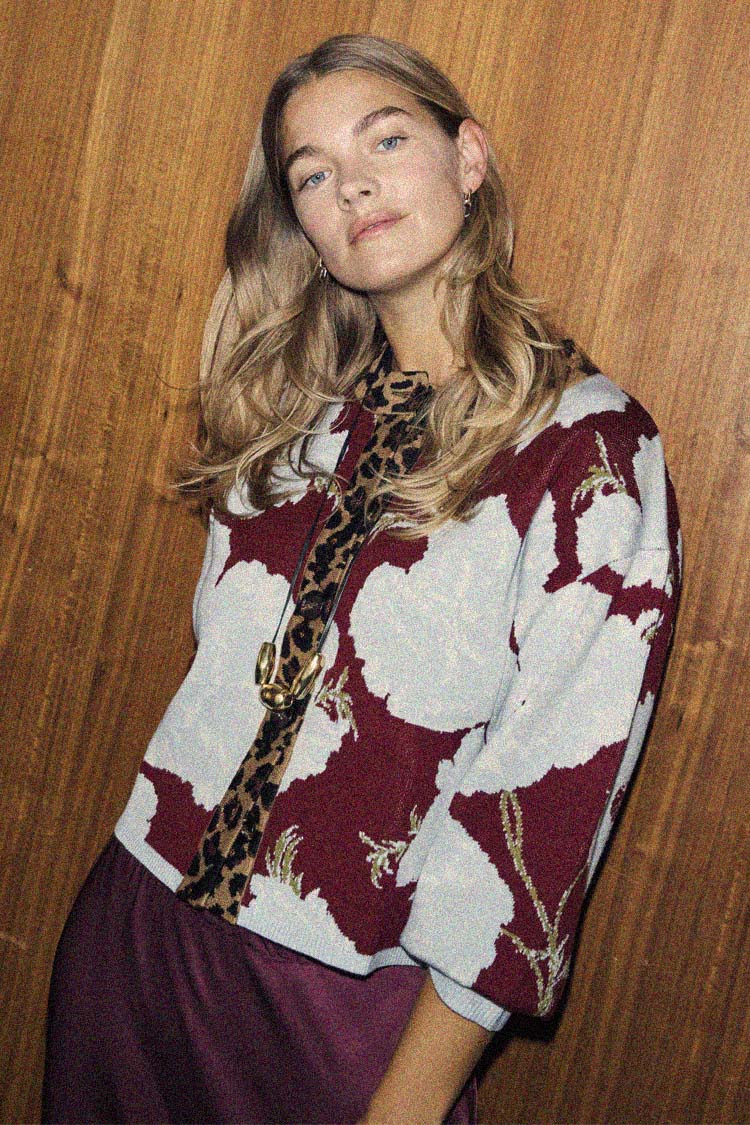 Burgundy & Blue Poppy Cardigan - Image 7