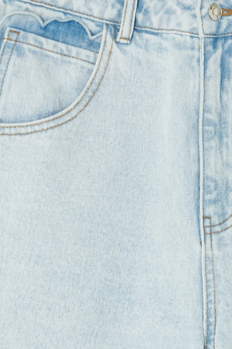 Denim Scallop Pocket Long Shorts - Image 13