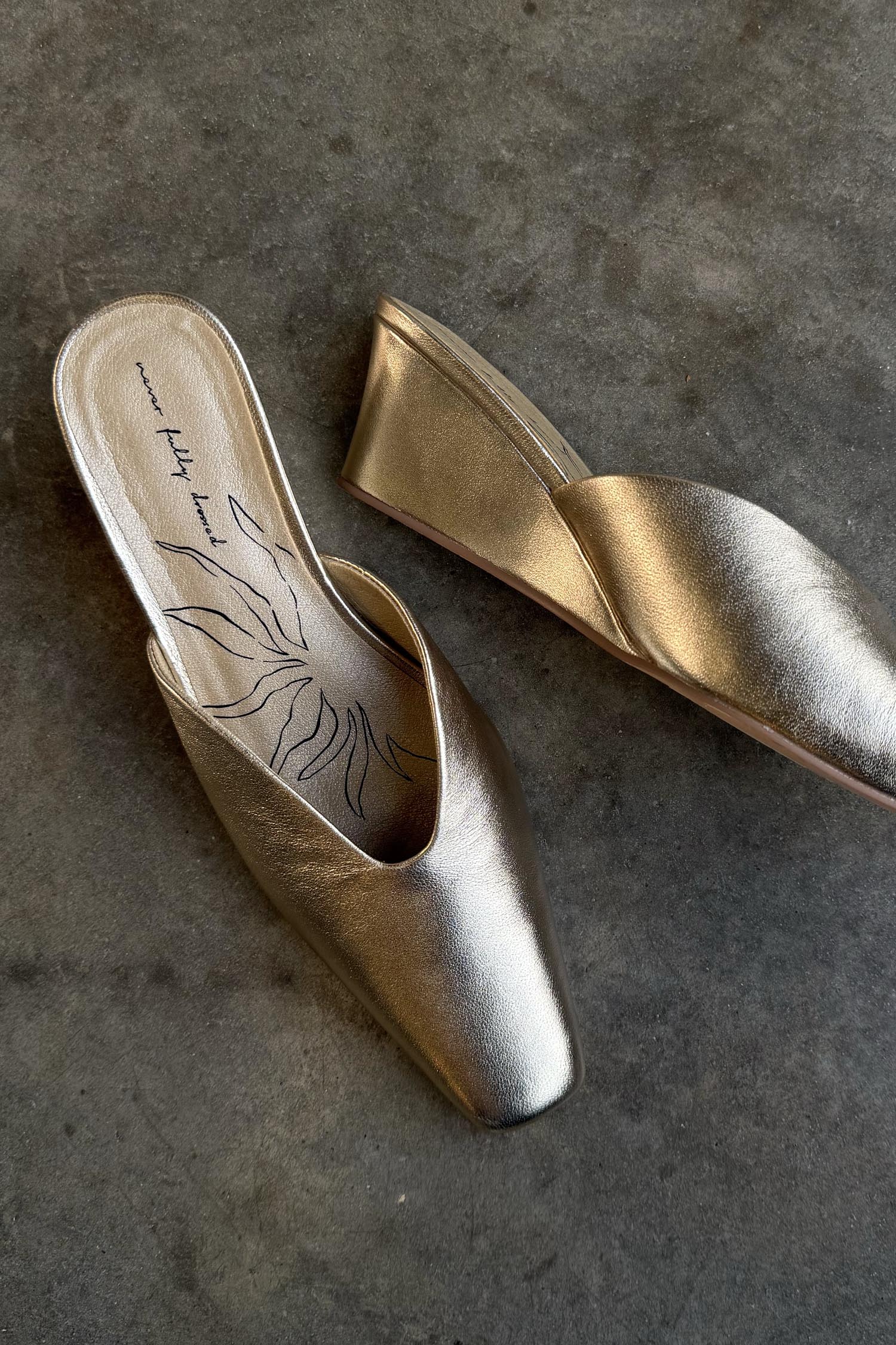Gold Wedge Mule - Image 3