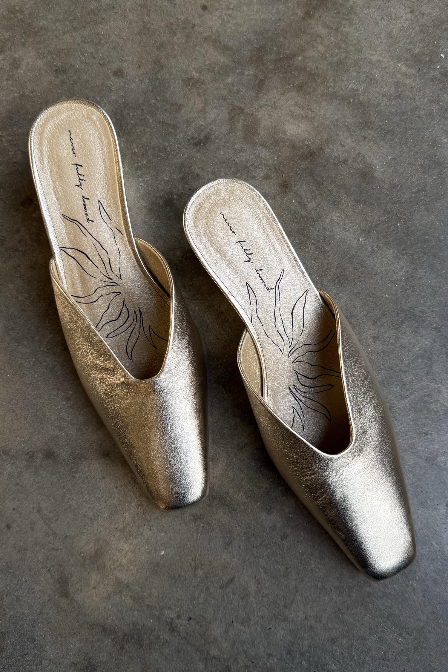 Gold Wedge Mule - Image 4