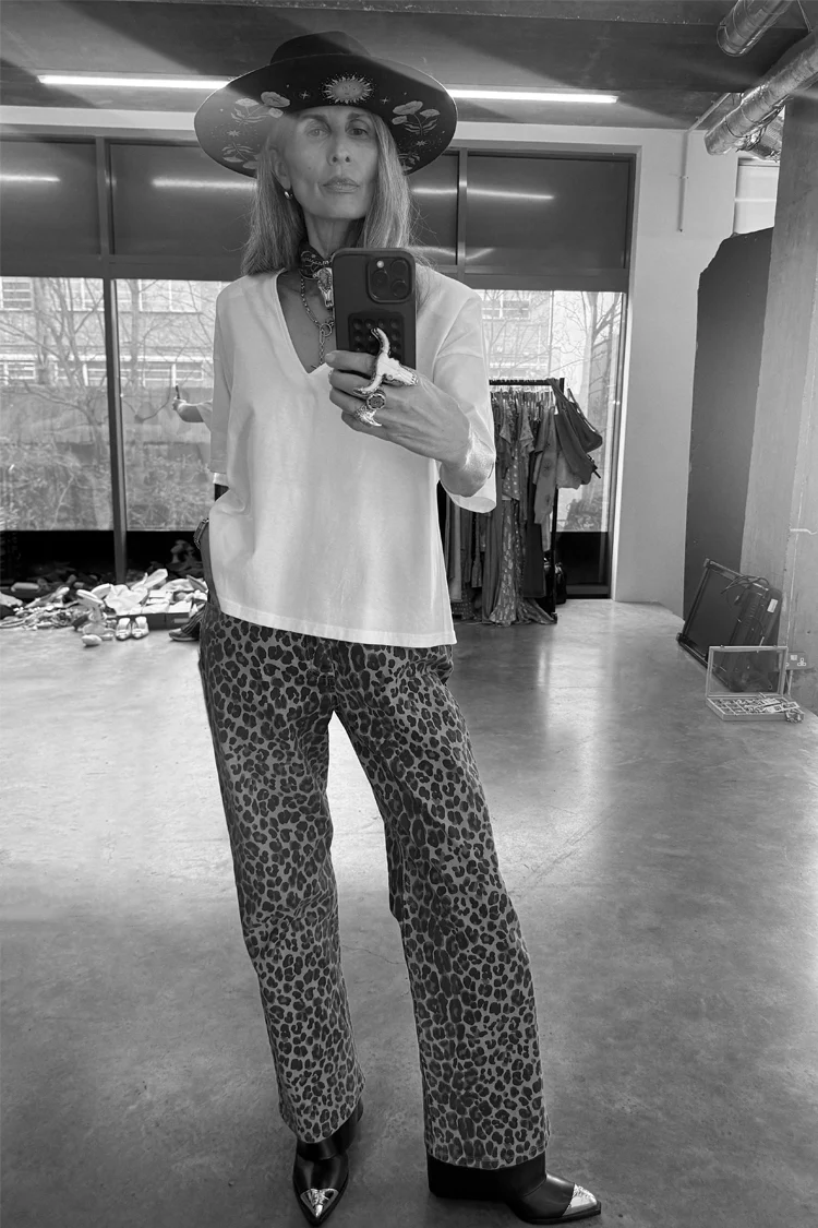 Leopard Lucia Scallop Detail Jeans - Image 10