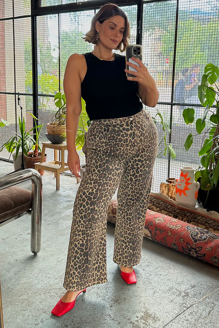 Leopard Lucia Scallop Detail Jeans - Image 2