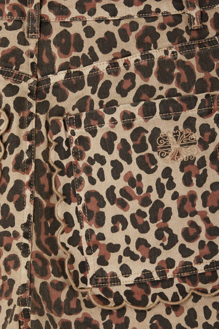 Leopard Lucia Scallop Pocket Long Shorts - Image 14
